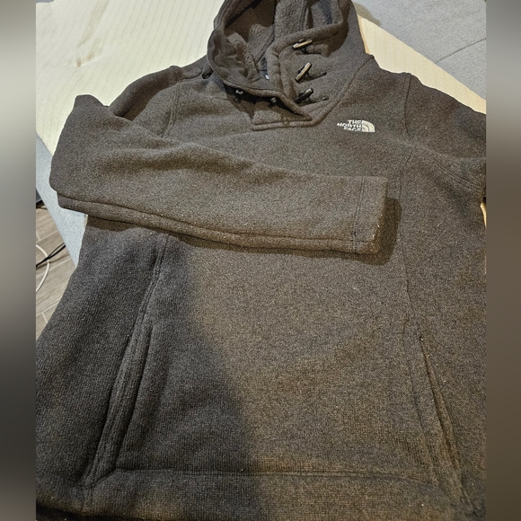 North Face Hooded Sweatshirt - Picture 3 of 3